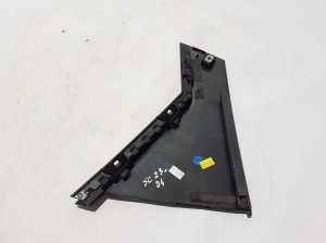 RENAULT Scenic E-Tech I (2024–2026) Rear side door outer window molding 822868759R - 3