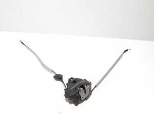 RENAULT Scenic E-Tech I (2024–2026) Rear side door lock 825025030R - 2