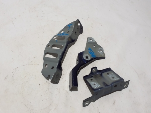 RENAULT Megane E-Tech CMF-EV (2022–2026) Front fender bracket 641351821R - 2