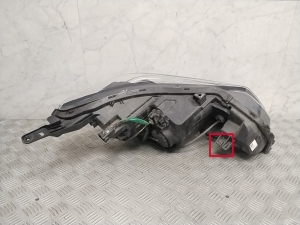 NISSAN Leaf II (2017–2026) Headlight 260605SH0A - 2