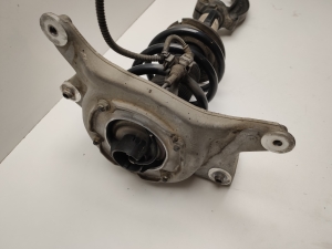 Porsche Macan (2014–2026) Front shock absorber bracket 8K0413038L - 6