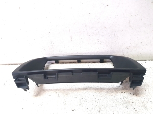 Mazda CX-5 (2011–2017) Vēl viena magnetofona detaļa KD4555231 - 4