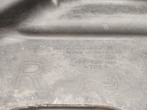   Underbody shield  - 95B825282B 