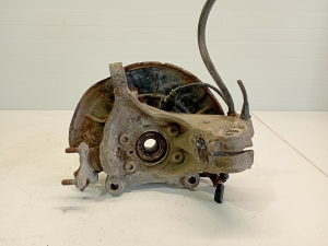 Volkswagen Passat B6 (2005–2010) Front wheel hub and its parts - 2
