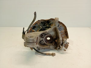 Volkswagen Passat B6 (2005–2010) Front wheel hub and its parts - 4