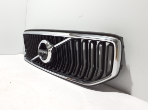 VOLVO XC40 (2017–2026) Iluvõre 31479415 - 7
