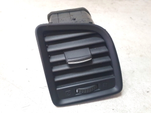 Dashboard air vent grilles - KD4564730