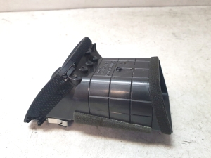 Mazda CX-5 (2011–2017) Dashboard air vent grilles KD4564730 - 3