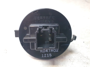 Mazda CX-5 (2011–2017) Cabin shoulder motor resistance KD47A02 - 2