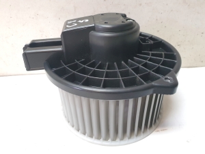 Heater blower motor - 8727001410