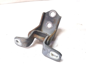 Mazda CX-5 (2011–2017) Front door lower hinge - 4