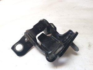 Rear side door upper hinge