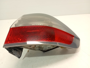 Ford S-MAX (2006–2015) Rear corner light - 4