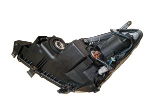 TOYOTA Corola Verso R1 (2004–2009) Scheinwerfer vorne 3124 - 4