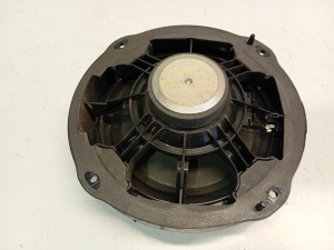 AUDI A3 8V (2012–2020) Esiukse kõlar 8V0035415D - 2