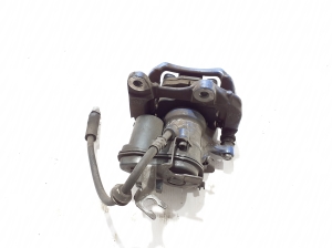 BMW X4 F98 (2019–2026) Tagumine pidurisadul 6887409 - 2