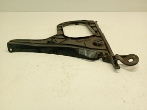 AUDI A3 8V (2012–2020) Rear bumper bracket 8V5807377A - 3