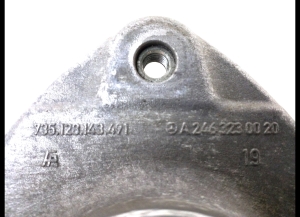 Mercedes Benz A-Class 176 (2012–2018) Front strut mount with bearing A2463230020 - 2