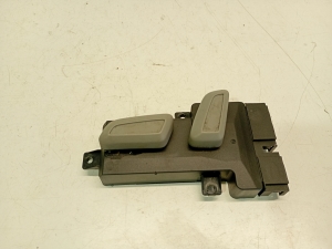 AUDI A3 8V (2012–2020) Esiistme juhtlüliti 8W0959747B - 5