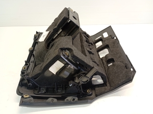 AUDI A3 8V (2012–2020) Kindalaegas 8V0880842B - 4