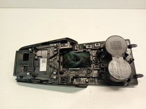 AUDI A3 8V (2012–2020) Keskkonsool 8V1864261F - 5
