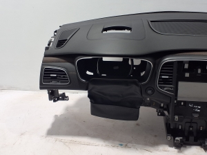 RENAULT Talisman II (2015–2026) Armaturenbrett 681005442R - 4