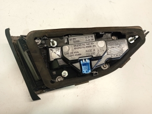 AUDI A3 8V (2012–2020) Tagatuli tagaluugil 8V5945076B - 4