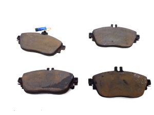   Brake pads front 