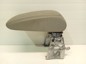 Autre pièce de la console centrale - 8V0864283