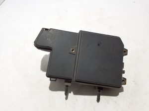   Sicherungskastengehäuse unter der Motorhaube  - 252361855R 
