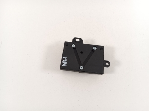 Mercedes Benz E-Class W212 (2009–2015) Fuel pump control module A0009003101 - 2