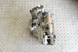Opel Mokka (2012–2020) Käigukast 5SAW - 4