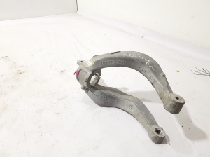 Front shock absorber bracket - 31360636