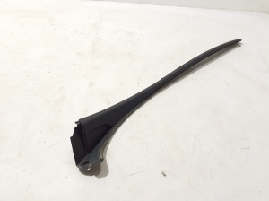 RENAULT Trafic lV (2022–2026) Windshield pillar outer molding 727608750R - 2