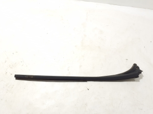 RENAULT Trafic lV (2022–2026) Windshield pillar outer molding 727608750R - 3