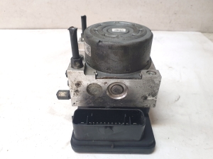 Mazda CX-5 (2011–2017) ABS unit K011437A0 - 3