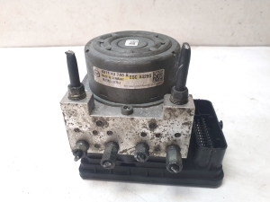 Mazda CX-5 (2011–2017) ABS unit K011437A0 - 4