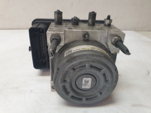 Mazda CX-5 (2011–2017) ABS unit K011437A0 - 6