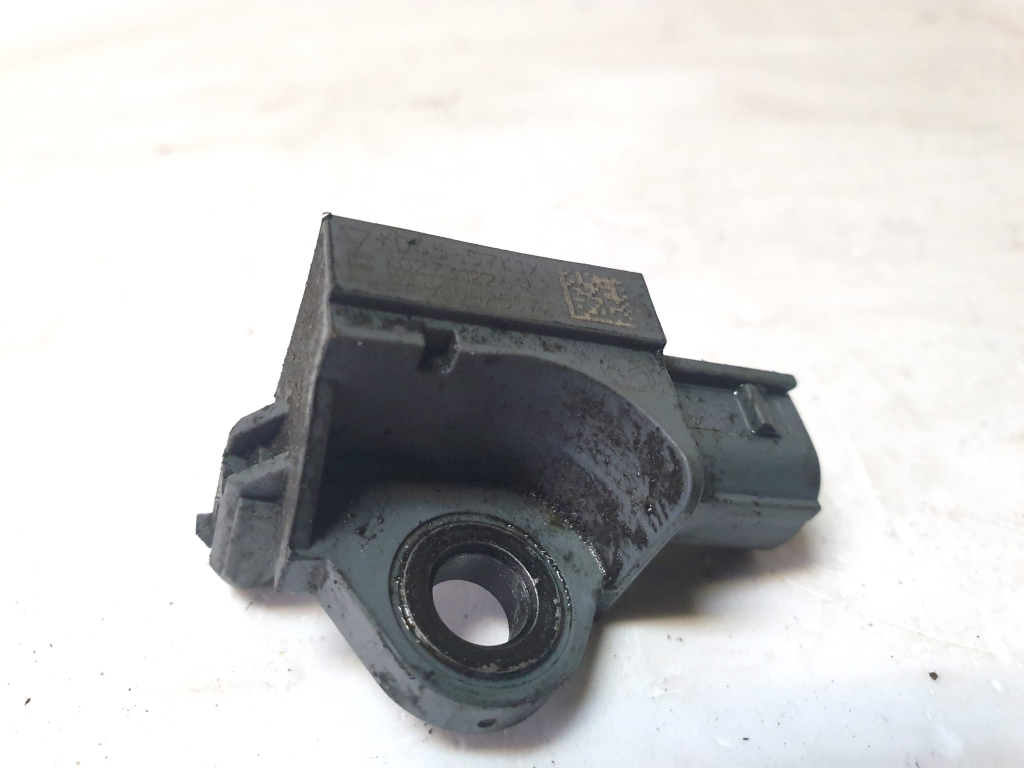 Mazda CX-5 (2011–2017) Airbagsensor KD4557K1X Mazda CX-5 (2011–2017) Airbagsensor KD4557K1X