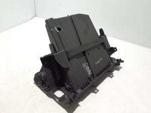 RENAULT Trafic lV (2022–2026) Kindalaegas 685001668R - 3