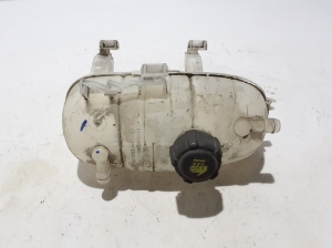   Coolant reservoir  - 217105057R 