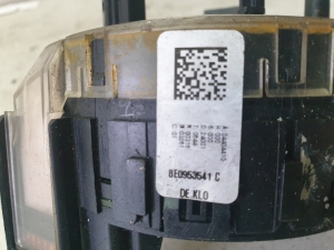 AUDI A4 B6 (2000–2005) Rooli airbagi lint 8E0953541C - 3