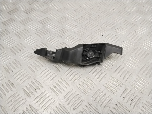 Front bumper bracket - 86553HF000