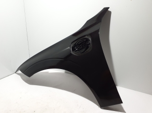 VOLVO XC60 (2017–2026) Vorderer Kotflügel 32244097 - 5
