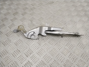 Hood hinge - 9839901380