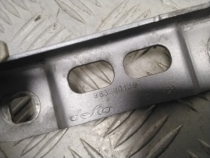 Peugeot 2008 P24 (2019–2026) Hood hinge 9839901380 - 2