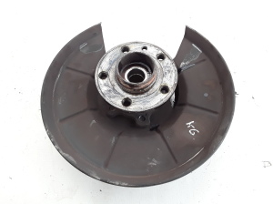  Rear hub 