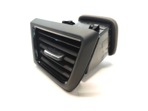 NISSAN Leaf II (2017–2026) Dashboard air vent grilles 687615SA0B - 4
