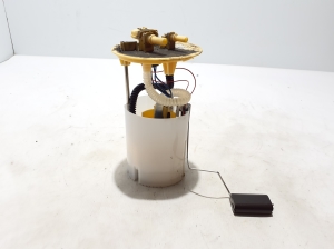   Kraftstoffpumpe im Tank  - 172021439R 