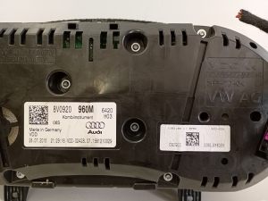 AUDI A3 8V (2012–2020) Näidikuplokk 8V0920960M - 3